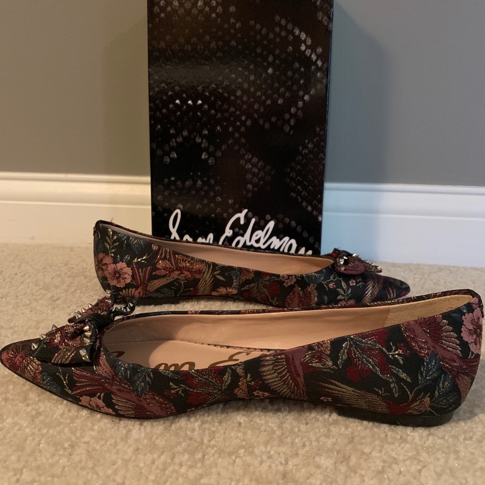 Gorgeous Sam Edelman printed flats